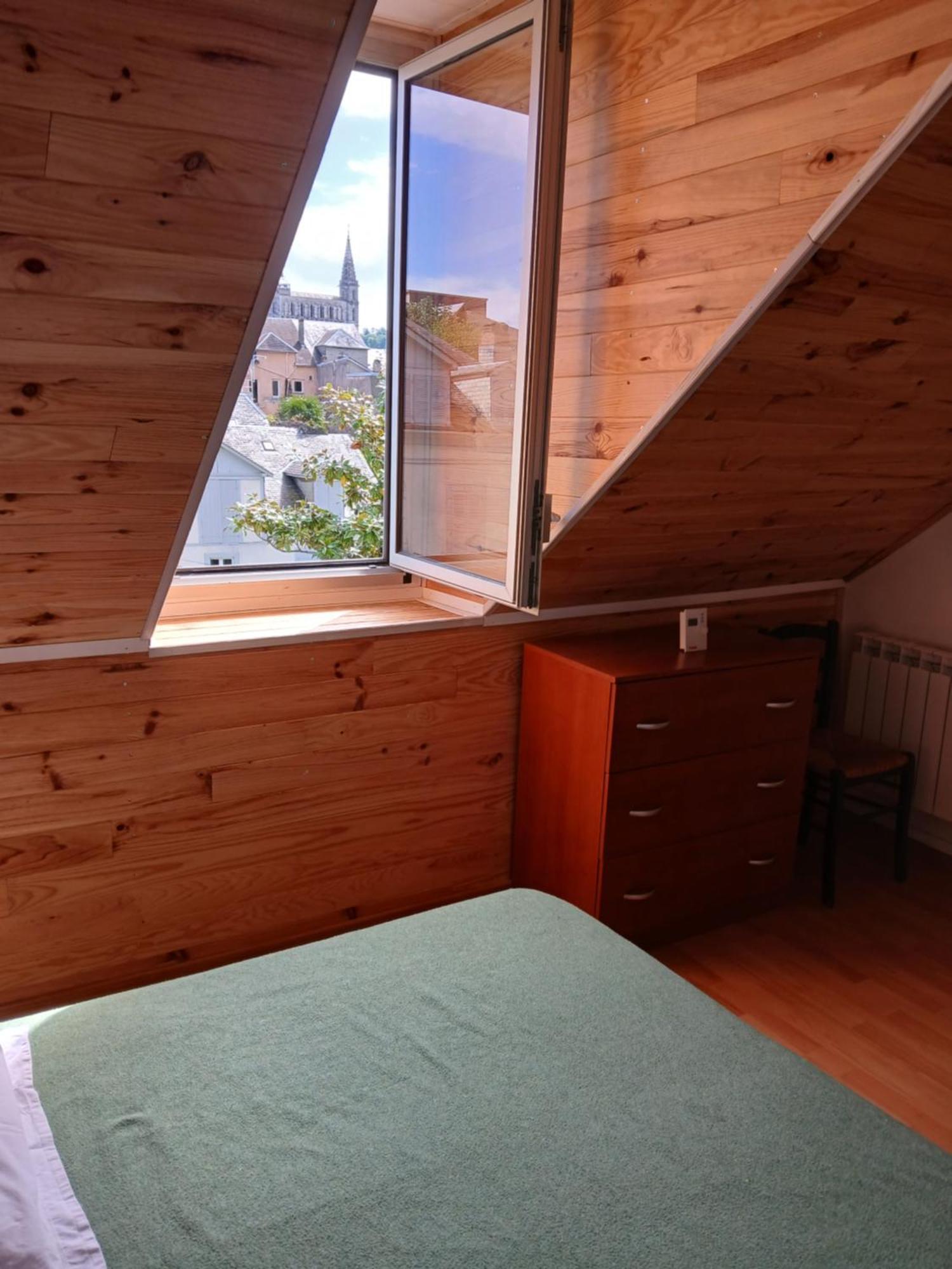 Charmant Appartement Au Centre De Bagnères-de-Bigorre المظهر الخارجي الصورة