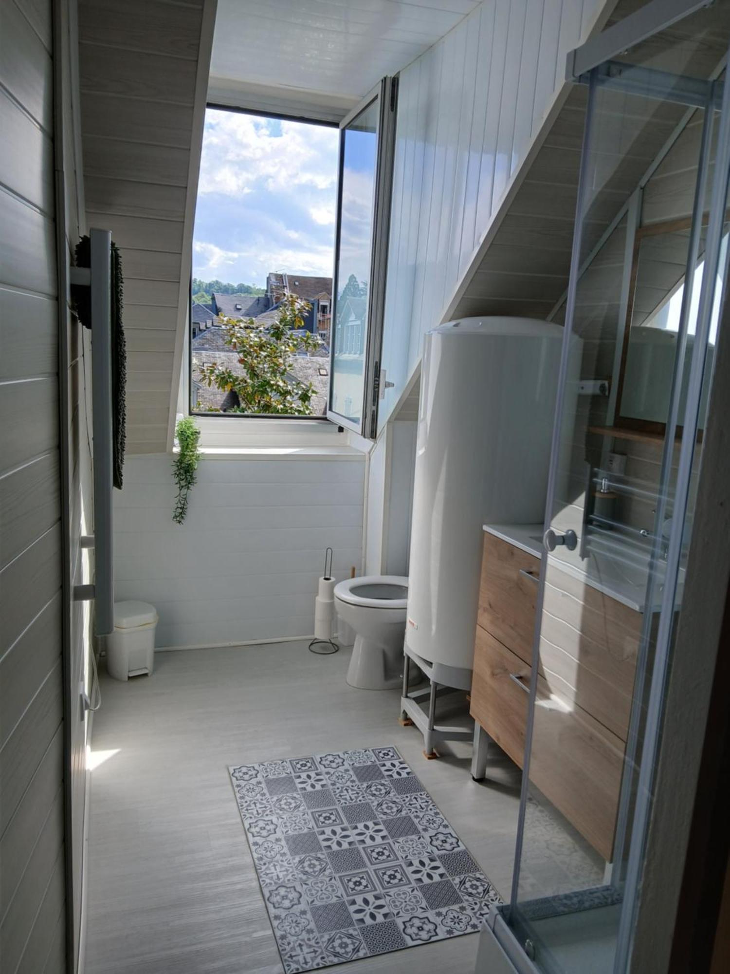 Charmant Appartement Au Centre De Bagnères-de-Bigorre المظهر الخارجي الصورة